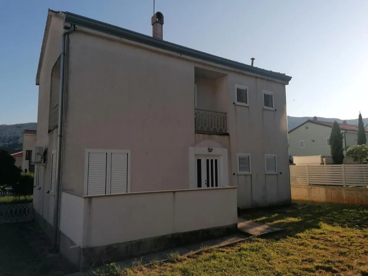 Apartment - House Durda Baska  0*, Baska (Krk) Croatia