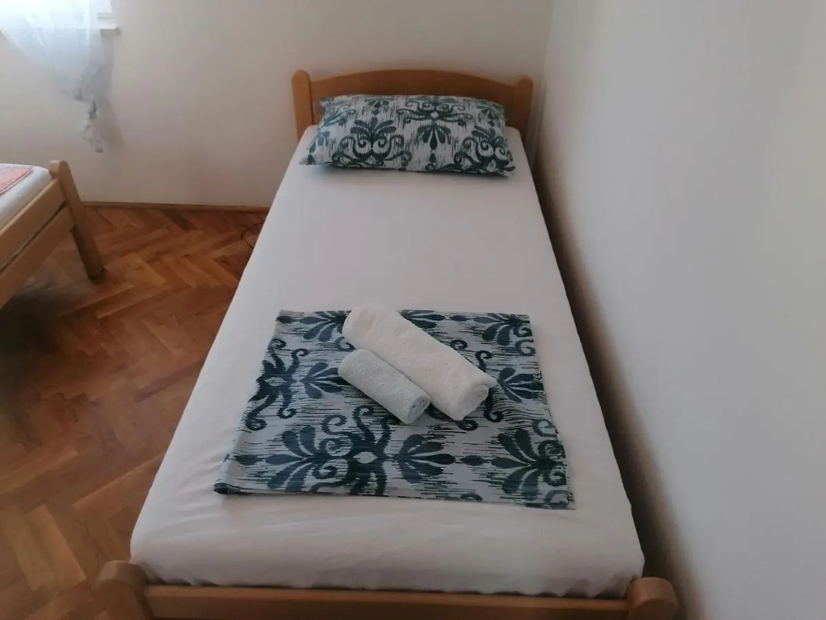 Apartment - House Durda Baska  0*, Baska (Krk) Croatia